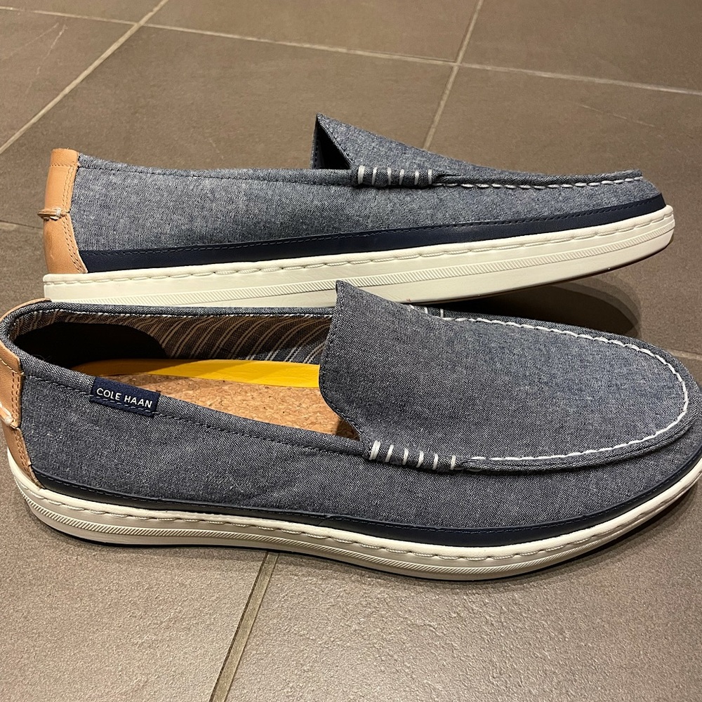 Cole Haan blue linen loafers in size 11.5